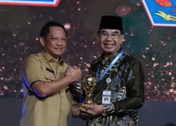 Kota Magelang Terima UHC Award, 127.429 Warga Sudah Terjamin BPJS Kesehatan