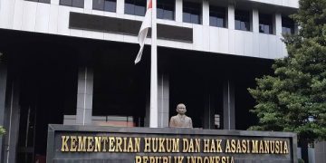 Diduga Terima Gratifikasi Rp 7 Miliar, IPW Laporkan Wamenkumham ke KPK