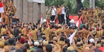Apdesi Minta Dana Desa Jadi 300 Triliun, Luhut hingga Megawati Angkat Bicara!