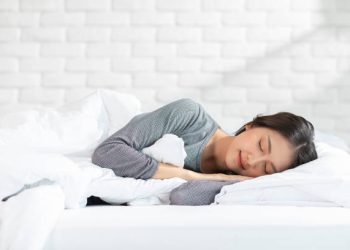 Cara Mengatur Tidur Siang yang Tepat