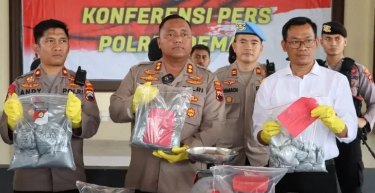 Polres Demak Amankan 40 Kg Bahan Petasan, Empat Orang Jadi Tersangka