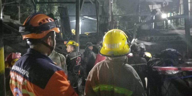 Tambang Batu Bara Meledak, Ratusan Orang Terjebak dan 11 Tewas