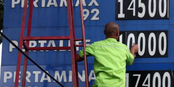 Minyak Dunia Amblas, Harga Pertalite Akan Turun? Ini Kata ESDM