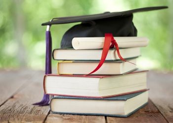 Kamu Mahasiswa Akhir? Kemenpora Buka Beasiswa Penelitian Hingga Rp 10 Juta