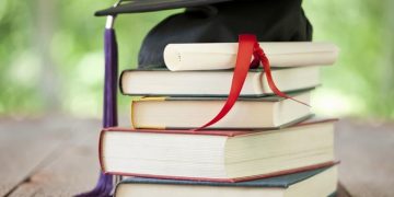 Kamu Mahasiswa Akhir? Kemenpora Buka Beasiswa Penelitian Hingga Rp 10 Juta