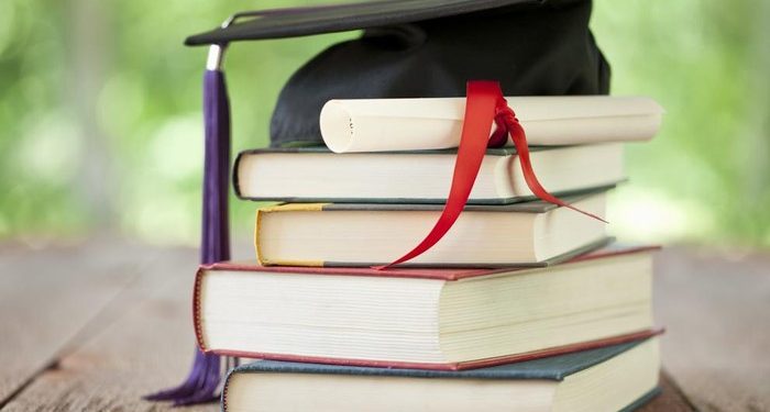 Kamu Mahasiswa Akhir? Kemenpora Buka Beasiswa Penelitian Hingga Rp 10 Juta