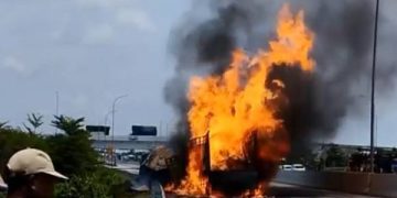 3 Orang Tewas dalam Kecelakaan Truk Pengangkut Bahan Kimia di Tol Pemalang