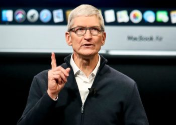 Peringatan Bos Apple untuk Masyarakat yang Terlalu Sering Gunakan Smartphone