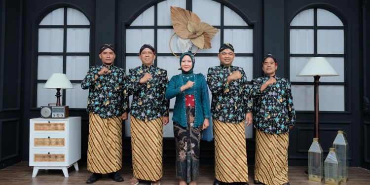 Lima Pimpinan Bawaslu Magelang Dilantik; 3 Petahana dan 2 Orang Baru