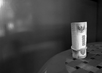 Pagi Ini Rupiah Melemah, Manufaktur China Pengaruhi Mata Uang Kawasan Asia