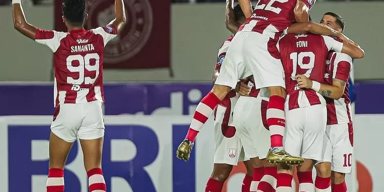 Laga Derbi Jawa Tengah; Persis Solo Taklukkan PSIS Semarang 2-0