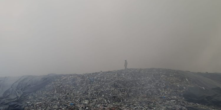 Tegaskan Kembali Perda Pengelolaan Sampah, Pemkot Semarang: Buang Sampah Sembarangan Bisa Didenda Rp 50 Juta