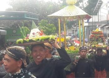 Grebeg Maulud di Kaloran Temanggung, 1.000 Tumpeng Ramaikan Kirab