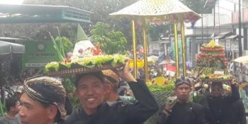Grebeg Maulud di Kaloran Temanggung, 1.000 Tumpeng Ramaikan Kirab