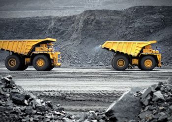 Transisi Energi Baru Terbarukan Ancam PHK Besar-besaran RI?