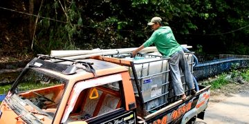 Cerita Penjual Air Bersih Keliling di Magelang Jawa Tengah