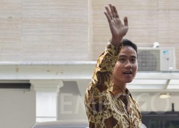 Maju Cawapres, Gibran Harus Mundur Jadi Wali Kota Solo?