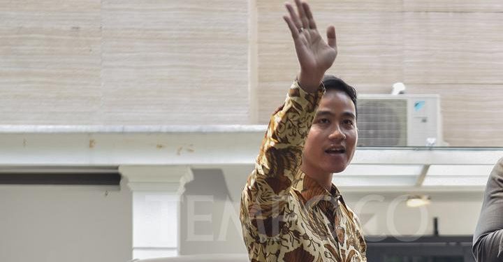 Maju Cawapres, Gibran Harus Mundur Jadi Wali Kota Solo?