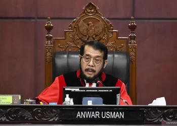 MK Tolak Gugatan Uji Materi Batas Usia Capres-Cawapres