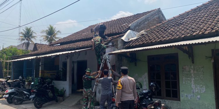 Perbaikan Rumah Rusak Akibat Bentrok Massa di Magelang