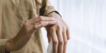 Tips Memilih Produk Eksfoliasi untuk Kulit