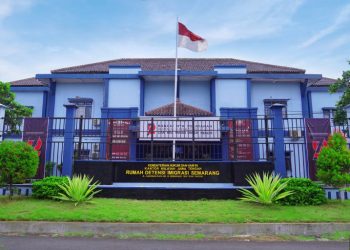 Seorang WNA Rusia Ditahan Imigrasi Semarang