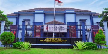 Seorang WNA Rusia Ditahan Imigrasi Semarang