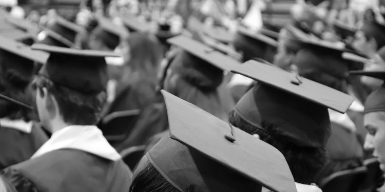 Daftar Jurusan Kuliah Bergaji Tinggi