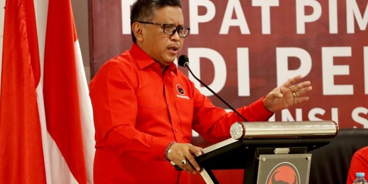 Anwar Usman Dicopot dari Ketua MK Akibat Langgar Etik, Sekjen PDIP Pertanyakan Keabsahan Gibran Jadi Cawapres