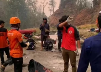 Seorang Pendaki Berusia 59 Tahun Meninggal di Gunung Rinjani