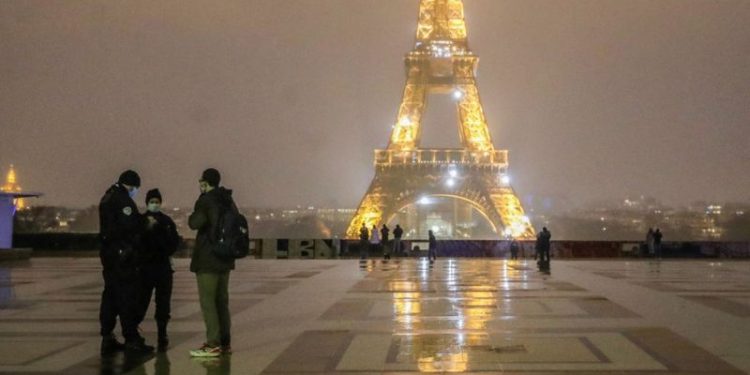 Ancaman ‘Resesi Seks’ di Prancis