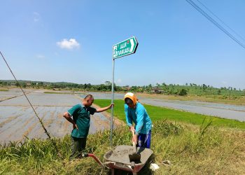 Upayakan Mitigasi Bencana, BPBD Jepara Pasang Rambu Evakuasi di Desa Clering Donorojo