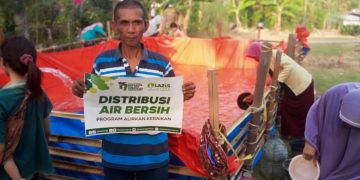 Bantu Warga Kekeringan, Lazis Jateng Target Salurkan 2 Juta Liter Air Bersih