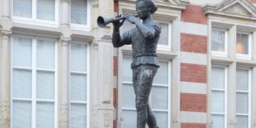 Mengenal Rayuan Musik Si Peniup Seruling dari Hamelin