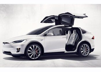 Potensi Kecelakaan Tinggi, 9.100 Unit Mobil Tesla Ditarik dari Pasar AS