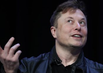 Berhasil Tanam Chip di Otak Manusia, Elon Musk Berencana Implan ‘Blindsight’