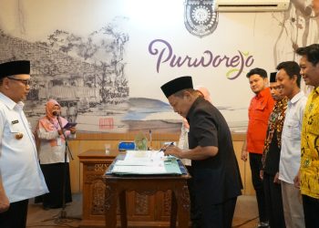 Pemkab Purworejo Beri Bantuan Senilai Rp482,2 Juta ke 9 Parpol di DPRD