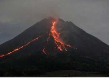 Gunung Merapi Sudah Luncurkan 21 Kali Guguran Lava Hari Ini
