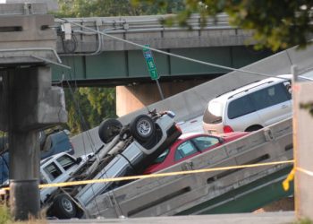 Anggota Rombongan Cabub Maluku Tengah Tewas Akibat Jembatan Ambruk