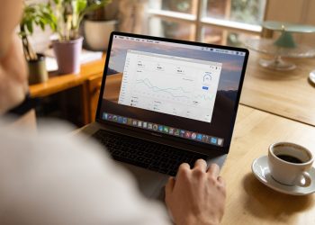 Banyak Perusahaan Pecat Gen Z yang Baru Lulus, Ini Alasannya!