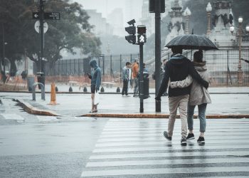 BMKG Sebut Musim Hujan Datang Lebih Cepat, Oktober Jadi Pembukanya