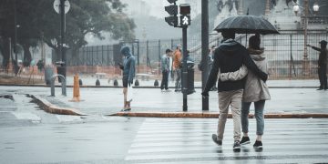 BMKG Sebut Musim Hujan Datang Lebih Cepat, Oktober Jadi Pembukanya