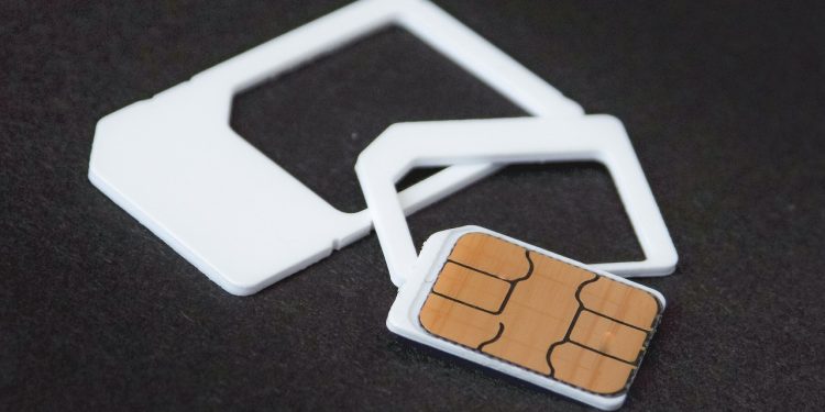 Pemerintah Siapkan Cara Baru Registrasi Kartu SIM, Tak Lagi Pakai Nomor KK!