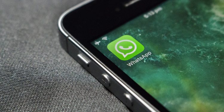 Cara Mengetahui Apakah Orang Lain Menyimpan Nomor WhatsApp Kita atau Tidak