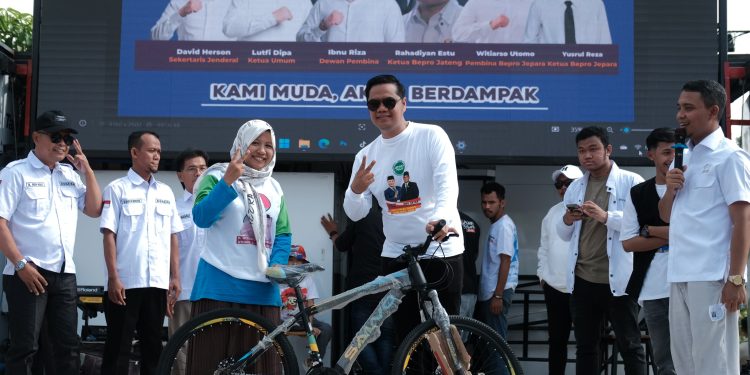Paslon Mawar: Menjaga Kesehatan Warga Jepara Lewat Senam Sehat dan Silaturahmi