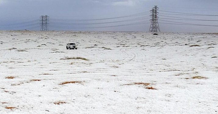 Untuk Pertama Kalinya, Salju Turun di Arab Saudi