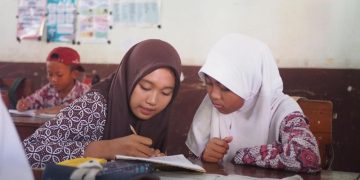 Sambut Hari Guru Nasional, Para Siswa di Batang Ikuti Kompetisi ‘Menjadi’ Guru Sehari