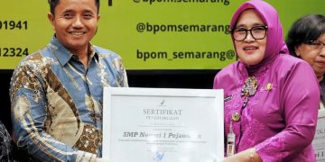 BPOM Beri Penghargaan Pangan Jajan Aman untuk 34 Sekolah di Jateng