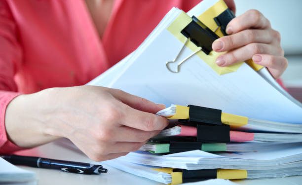 Kemendikdasmen Berencana Kurangi Beban Administratif Guru