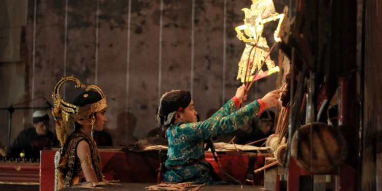 Hari Wayang Sedunia; World Wayang Way Borobudur Libatkan Anak Muda untuk Berekspresi